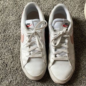 Nike Women's Nike Court Legacy Next Nature Shoes. Size 8.5